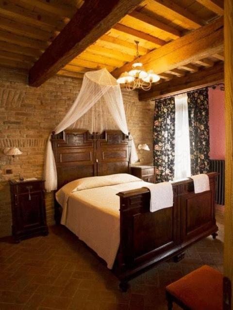 Hotel Corte Arcangeli 3*